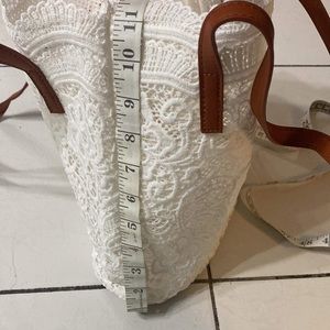 Handbag White and brown colour Brand new